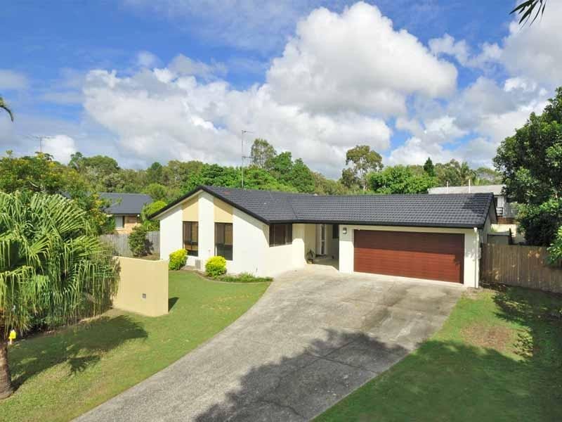 5 Barberry Court, Palm Beach QLD 4221