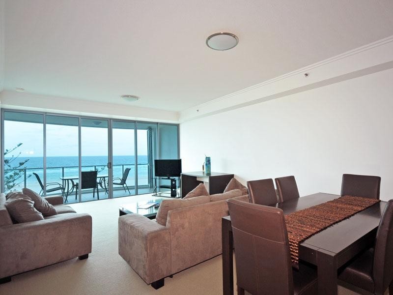 Coolangatta QLD 4225