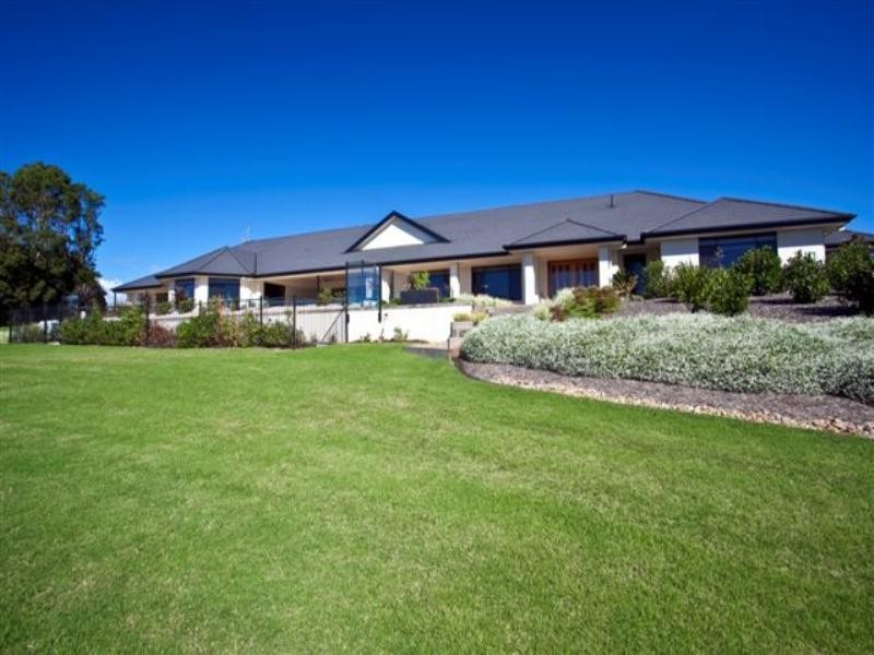 11 Nassau Avenue, Terranora NSW 2486