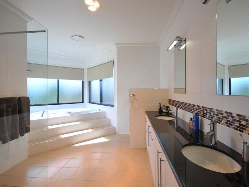 11 Nassau Avenue, Terranora NSW 2486