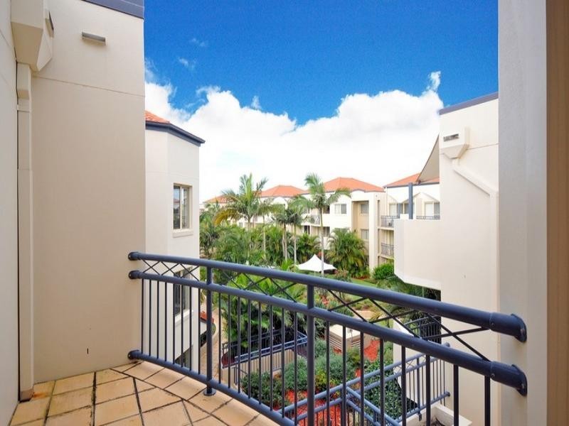 54/437 Golden Four Drive, Tugun QLD 4224