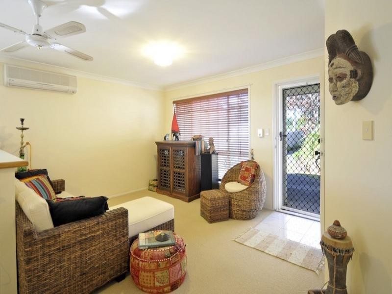 2/85 Lochlomond Drive, Banora Point NSW 2486