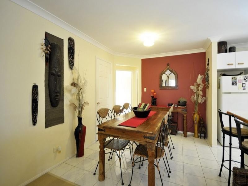 2/85 Lochlomond Drive, Banora Point NSW 2486