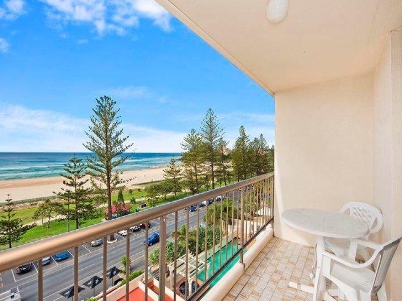 16/82 Marine Parade, Coolangatta QLD 4225