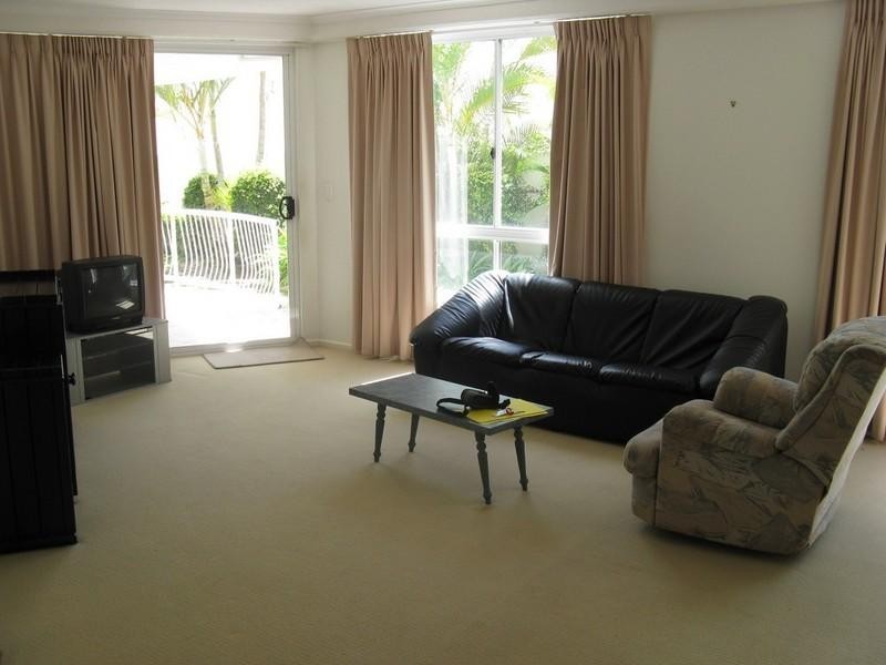 107/6 Douglas Street, Kirra QLD 4225