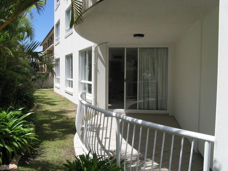107/6 Douglas Street, Kirra QLD 4225