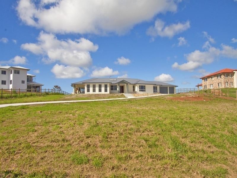 32 Sunnycrest Drive, Terranora NSW 2486