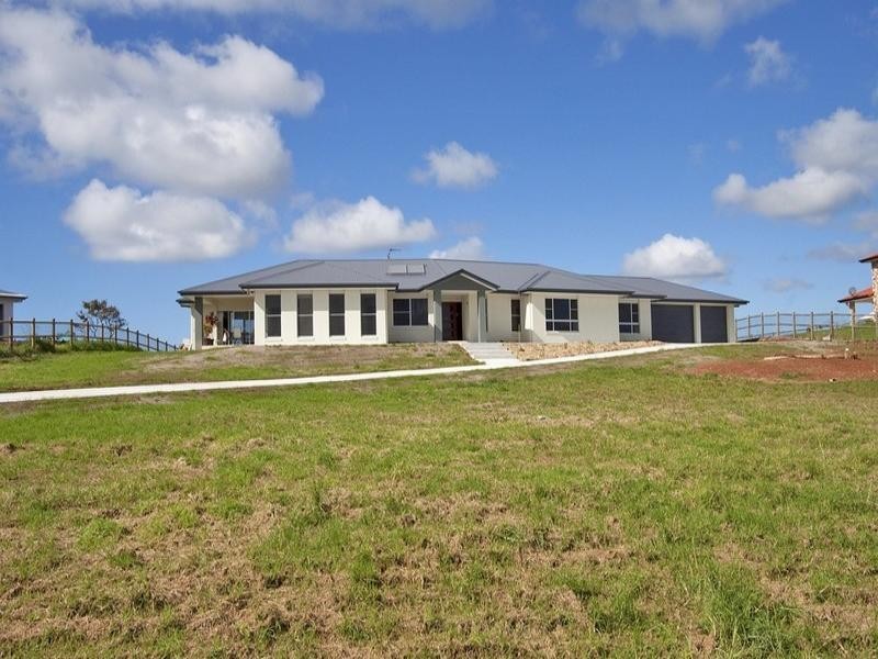 32 Sunnycrest Drive, Terranora NSW 2486