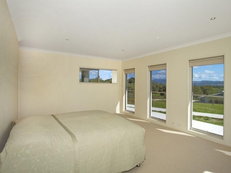 32 Sunnycrest Drive, Terranora NSW 2486