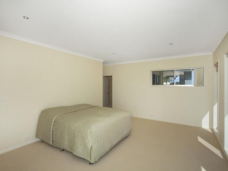 32 Sunnycrest Drive, Terranora NSW 2486