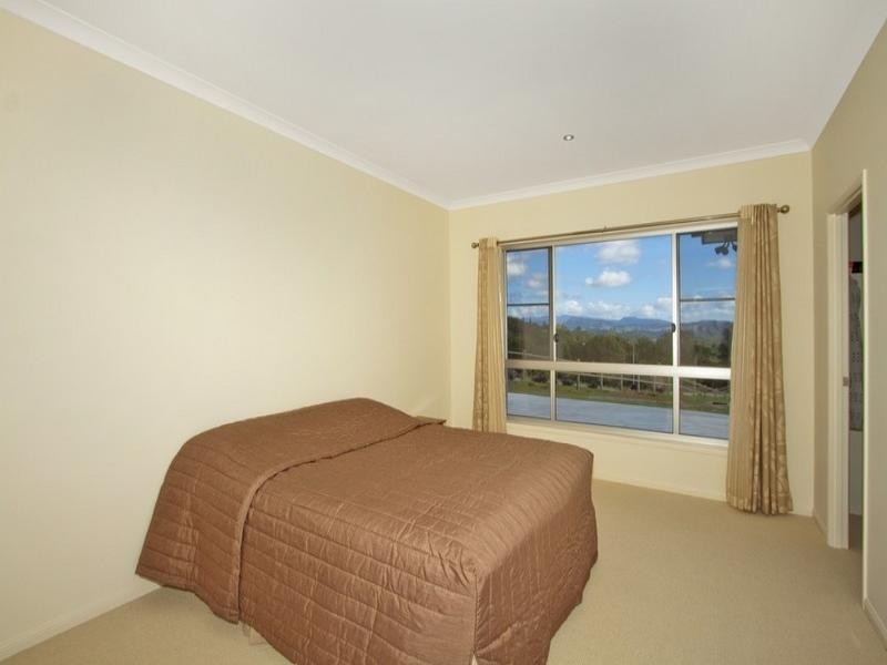 32 Sunnycrest Drive, Terranora NSW 2486