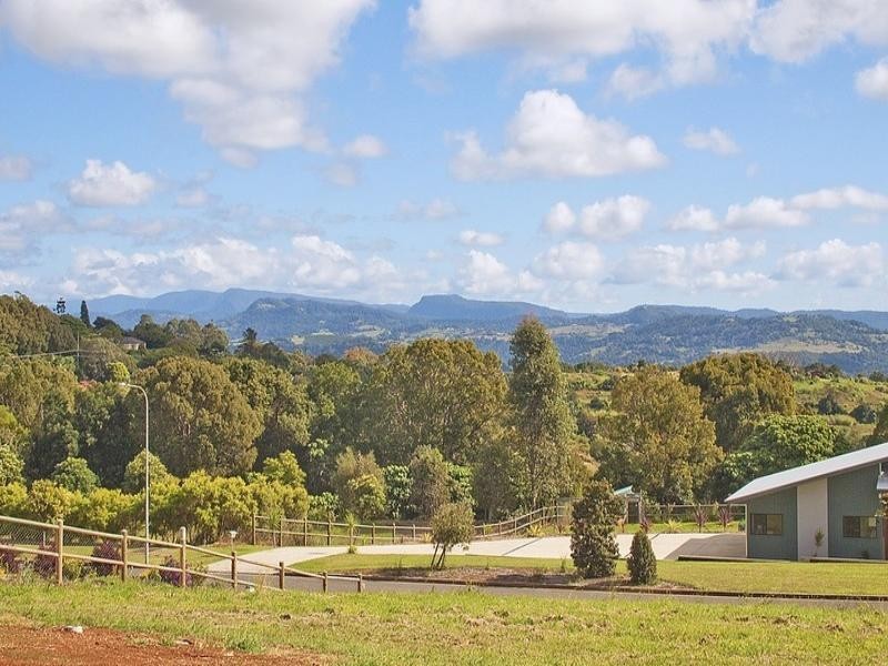 32 Sunnycrest Drive, Terranora NSW 2486