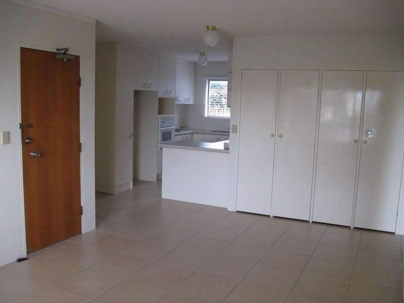 8/3 Lord Street, Kirra QLD 4225