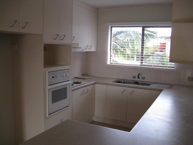 8/3 Lord Street, Kirra QLD 4225