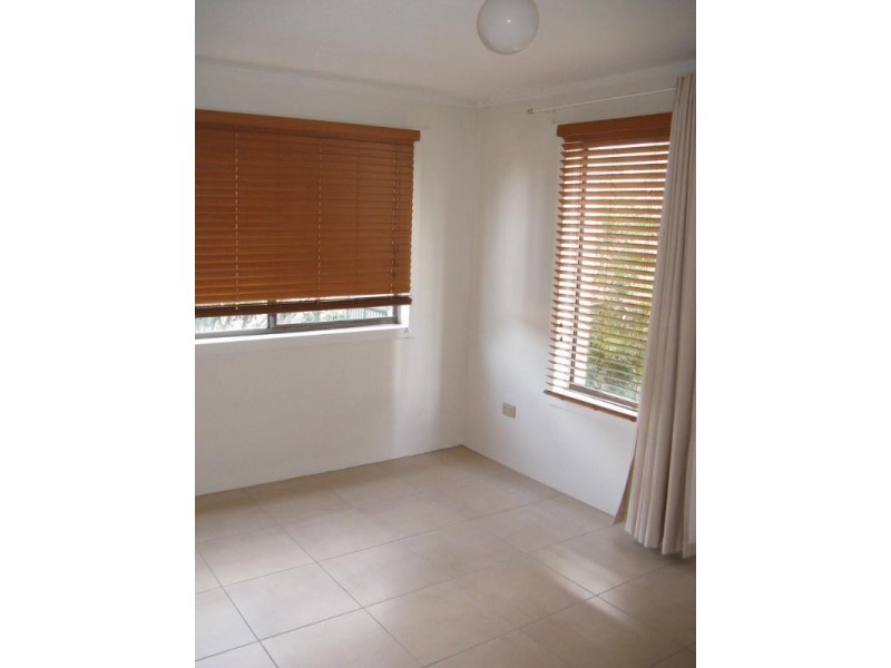 8/3 Lord Street, Kirra QLD 4225