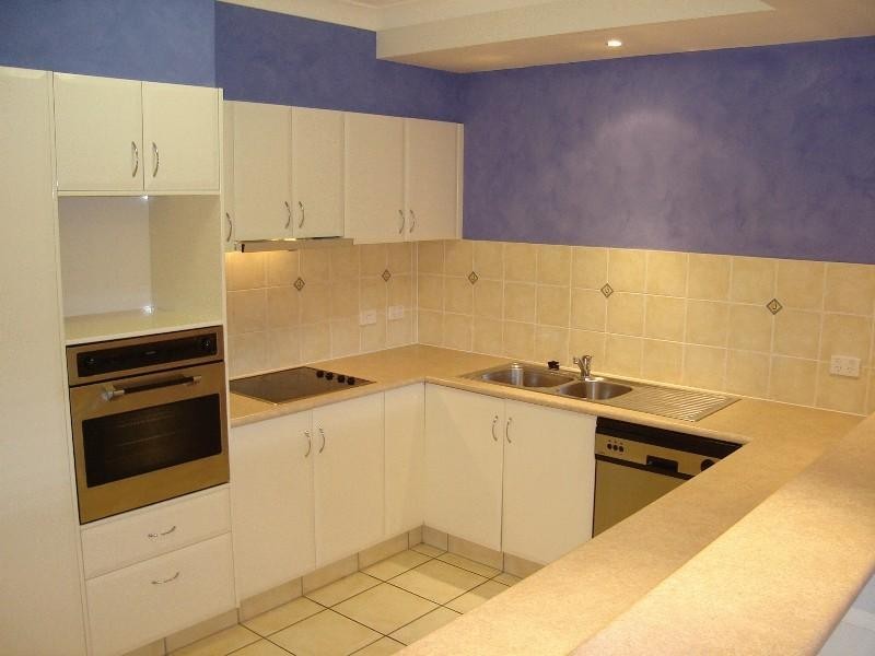 11/139 Golden Four Drive, Bilinga QLD 4225