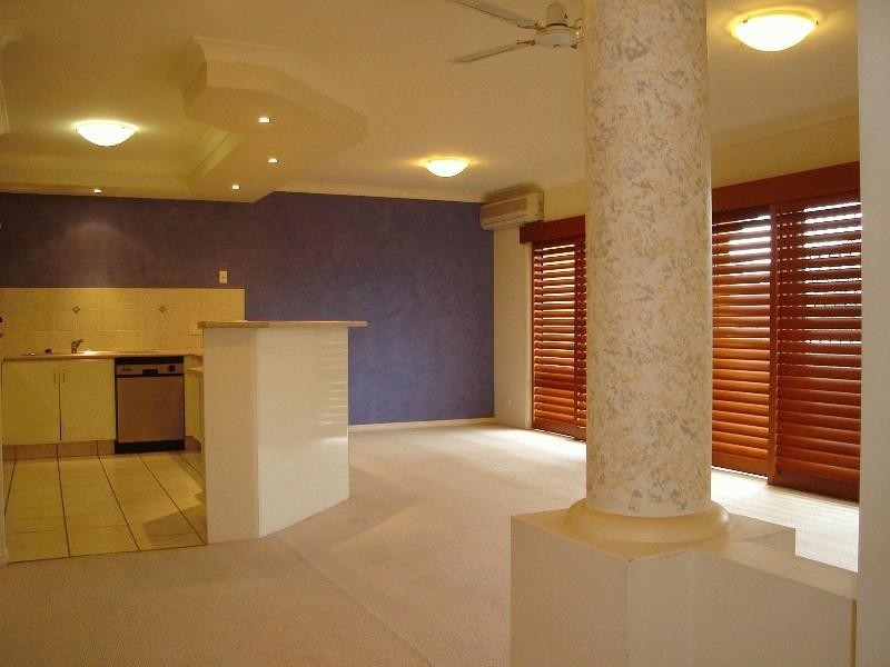 11/139 Golden Four Drive, Bilinga QLD 4225