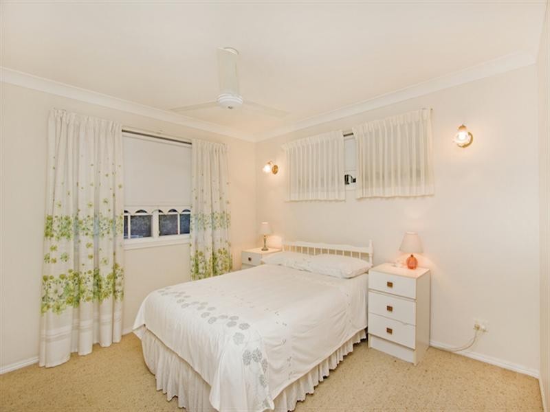 2 French Street, Tugun QLD 4224