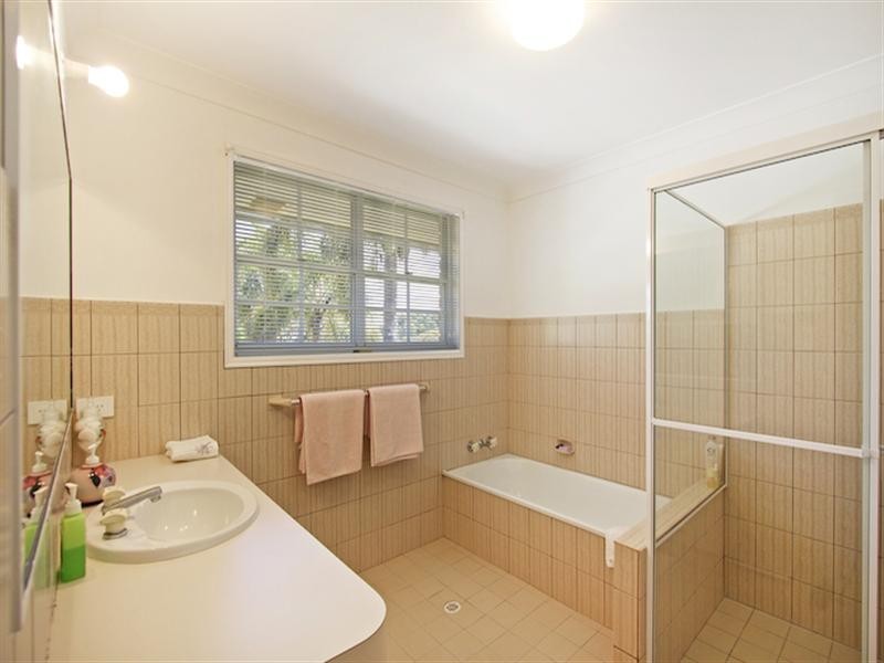 2 French Street, Tugun QLD 4224