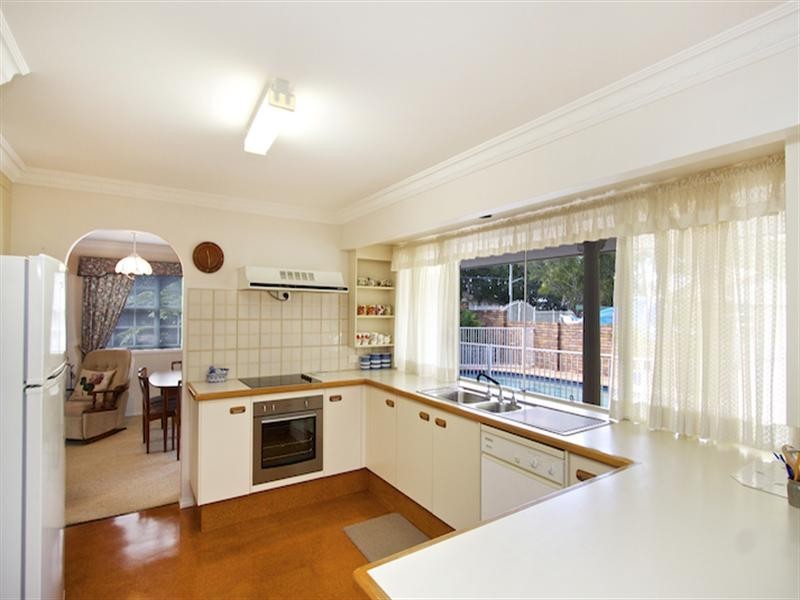 2 French Street, Tugun QLD 4224