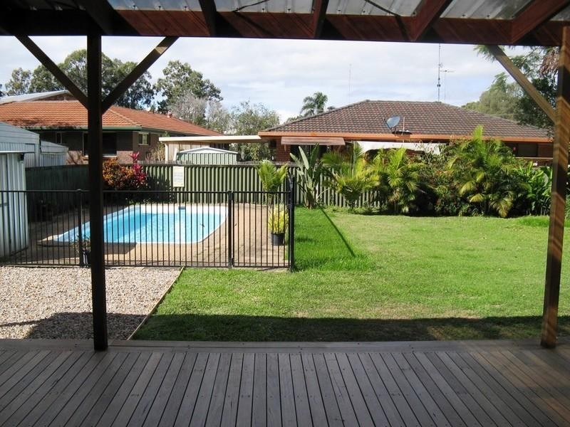 13 Inlet Drive, Tweed Heads West NSW 2485