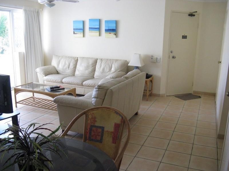 35/243 Boundary Street, Coolangatta QLD 4225