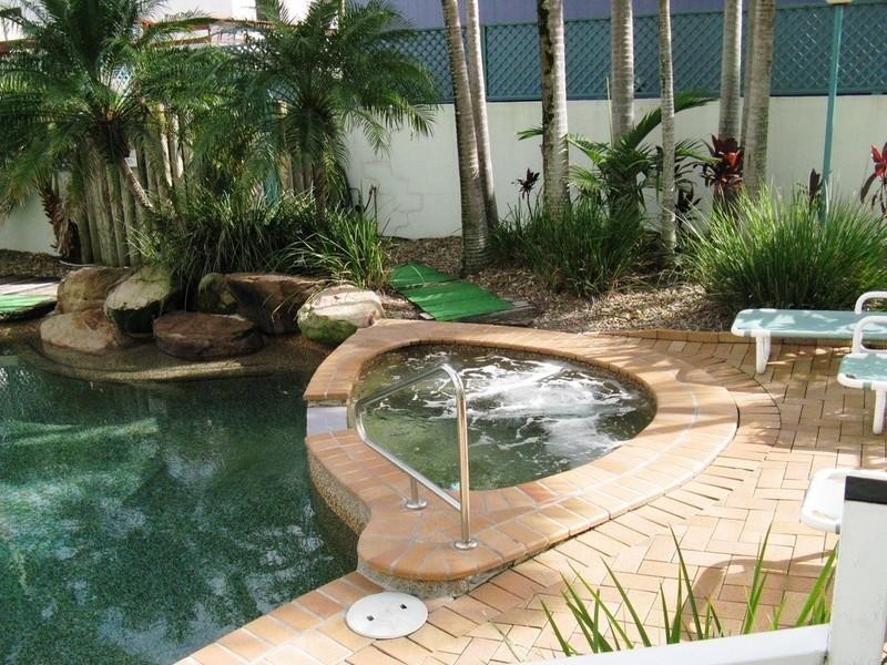 35/243 Boundary Street, Coolangatta QLD 4225