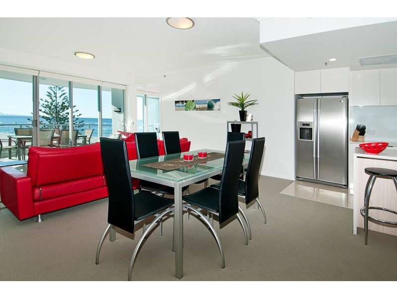 Coolangatta QLD 4225