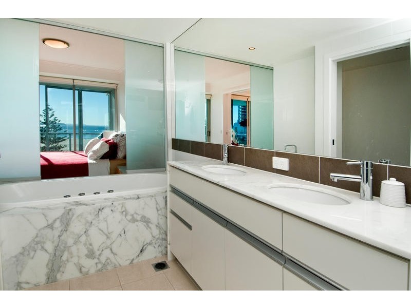 Coolangatta QLD 4225