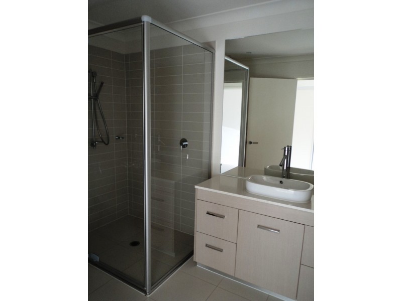 185/2 Inland Drive, Tugun QLD 4224