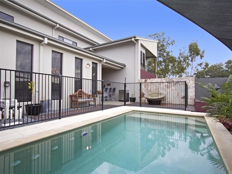 26 Frog Rock Crescent, Reedy Creek QLD 4227