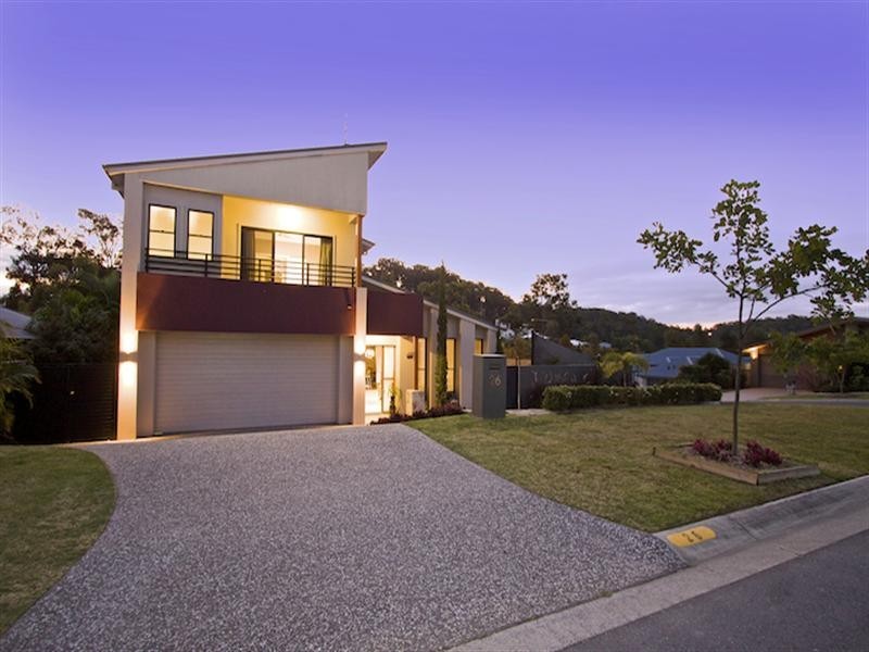 26 Frog Rock Crescent, Reedy Creek QLD 4227