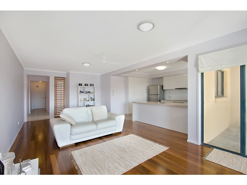 7/7 Stapylton Street, Coolangatta QLD 4225