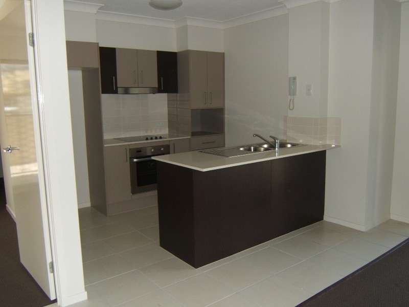 2/113 Golden Four Drive, Tugun QLD 4224