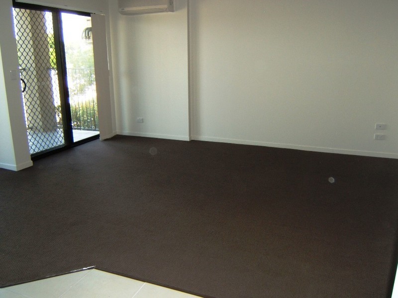 2/113 Golden Four Drive, Tugun QLD 4224