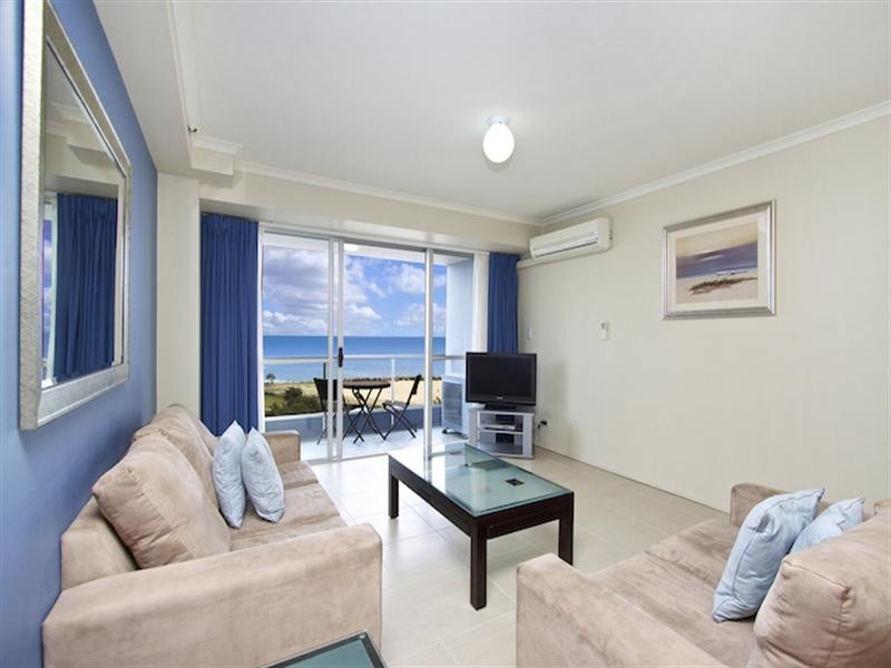 35/62 Marine Parade, Coolangatta QLD 4225