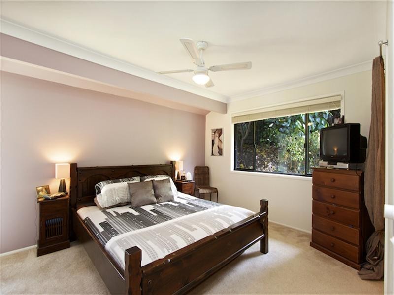 8 Elowra Court, Tugun QLD 4224