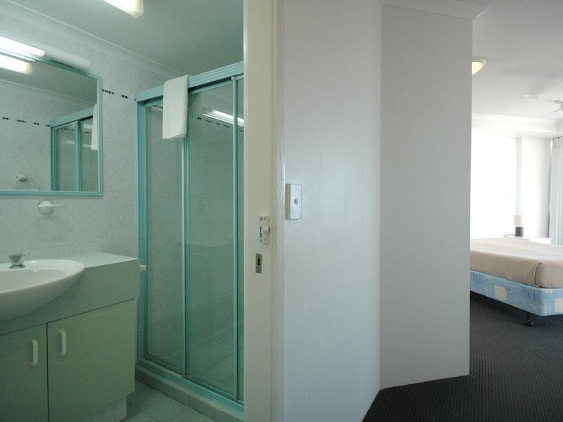 Coolangatta QLD 4225