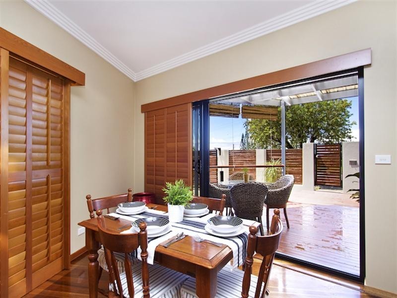 1/69 Dixon Street, Coolangatta QLD 4225