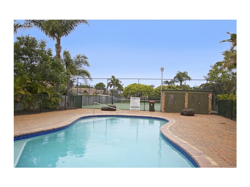 18/2-20 Binya Avenue, Kirra QLD 4225