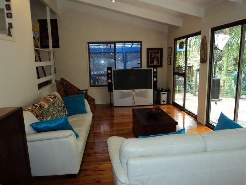 36 Peninsula Drive, Bilambil Heights NSW 2486