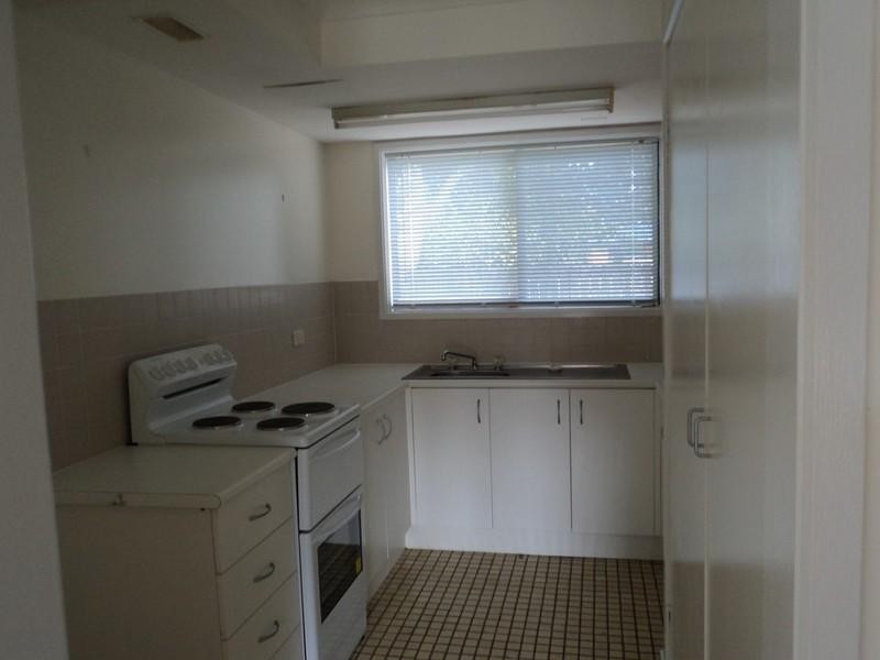 1/8 Bolton Street, Kirra QLD 4225