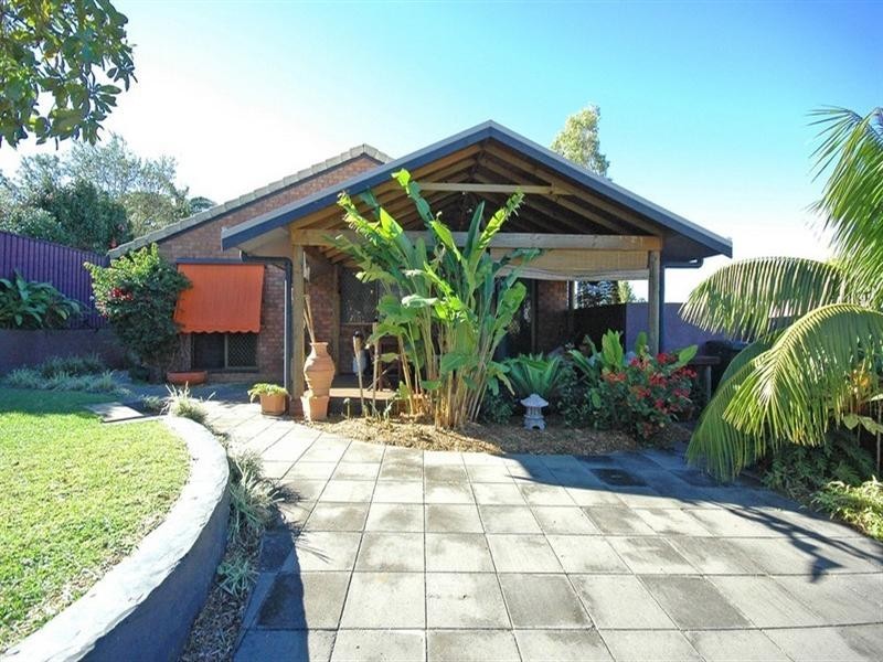 1/1 Flame Tree Terrace, Banora Point NSW 2486