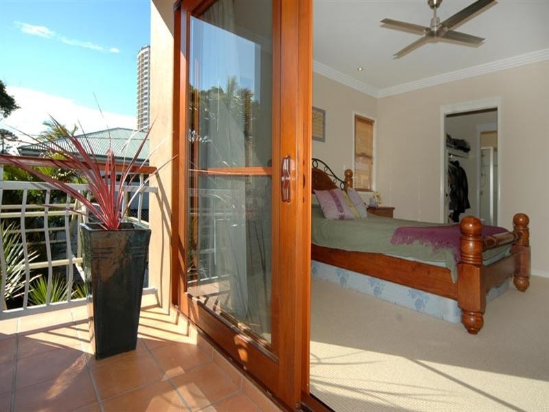 18a First Avenue, Palm Beach QLD 4221