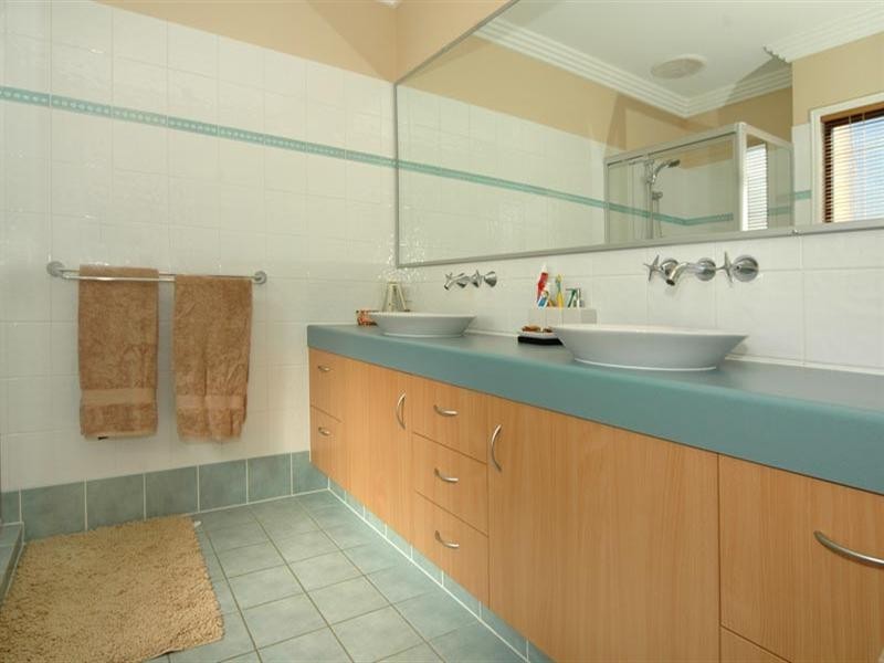 18a First Avenue, Palm Beach QLD 4221