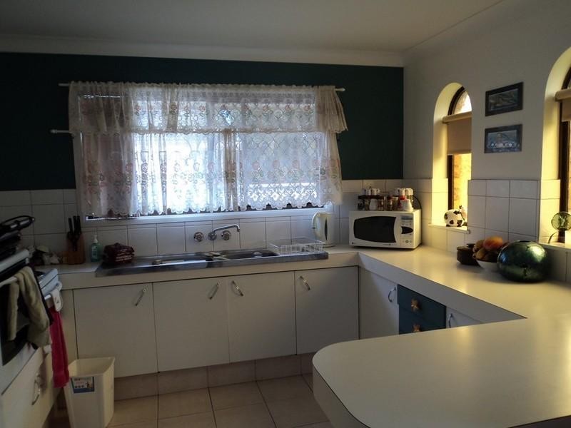 1/2 Riviera Avenue, Tweed Heads West NSW 2485