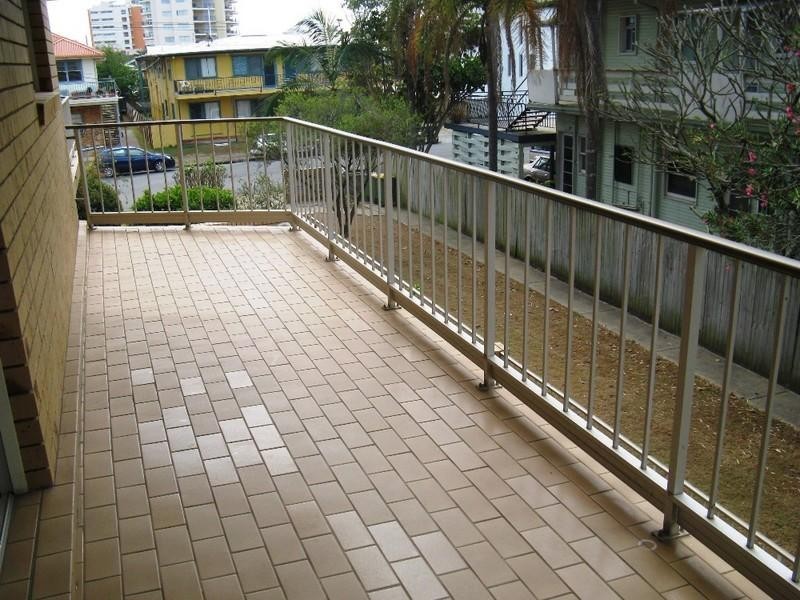 8/6 Haig Street, Kirra QLD 4225