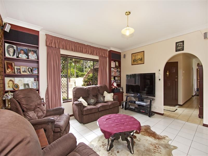 14 Seafarer Place, Banora Point NSW 2486