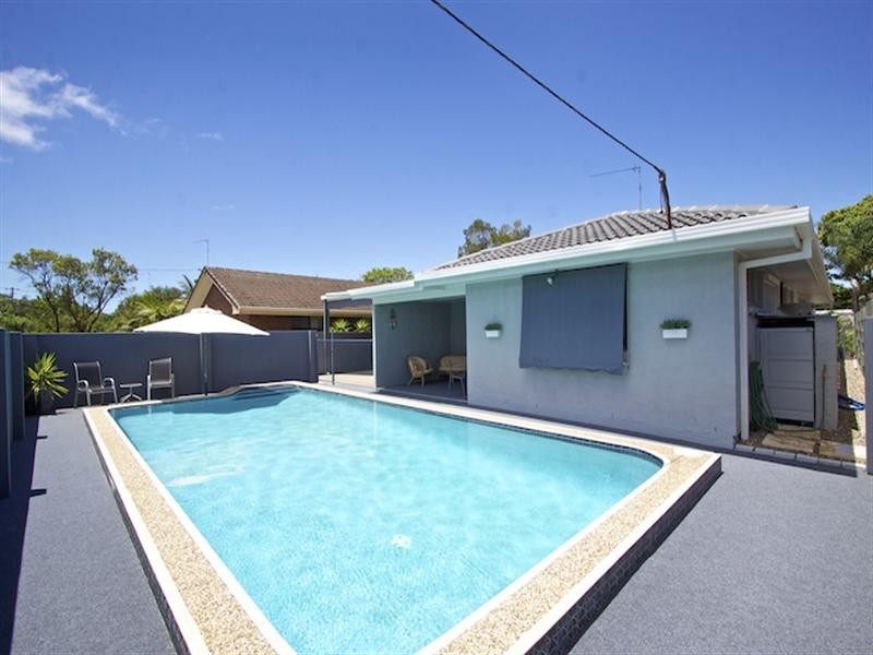 51 Jacaranda Avenue, Tweed Heads West NSW 2485