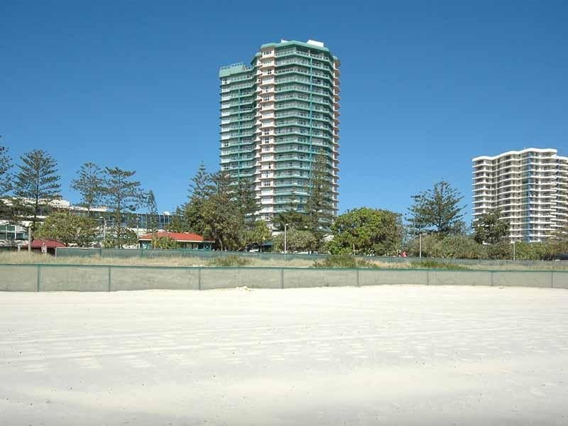 48/62 Marine Parade, Coolangatta QLD 4225